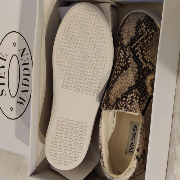 NEW Steve Madden Loafers Gills-C Snake Size 8 - Picture 4 of 6